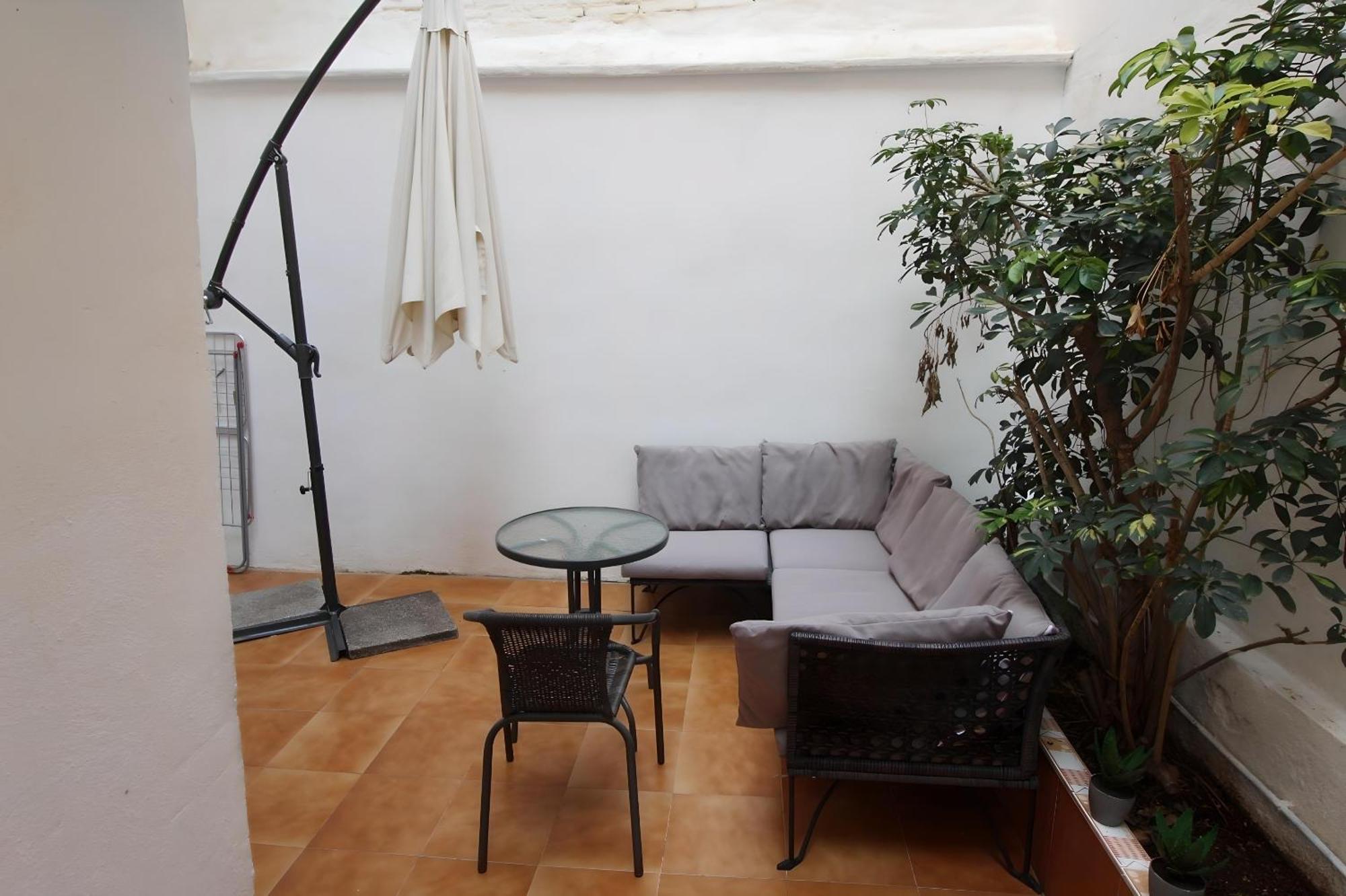 Increible Apartamento Con Terraza Al Lado De Torres De Quart Valencia Exterior photo